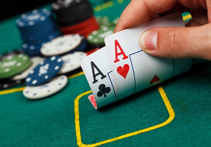 Khi thua cờ bạc phải làm sao? Có nên gỡ gạc không?