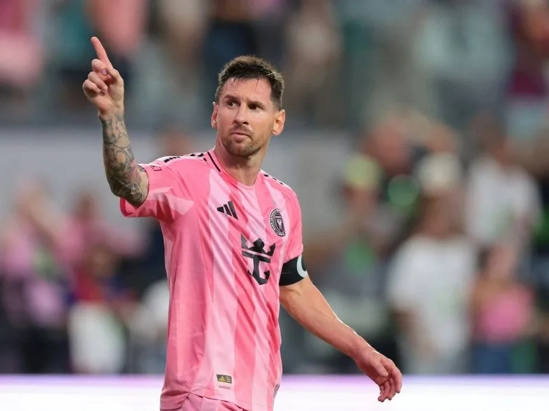 messi da o vi tri nao giai dap vi tri thi dau cua lionel messi