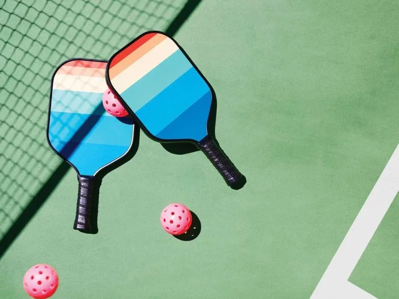 vot pickleball cho nguoi moi choi cach chon vot de danh