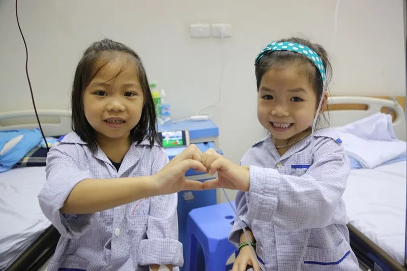 Bệnh nhân thể nặng cần tuân thủ phác đồ truyền máu và thải sắt định kỳ theo chỉ định.